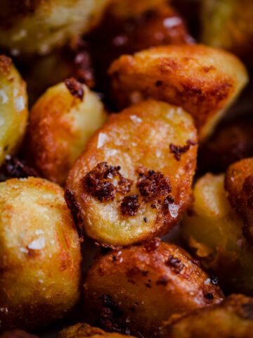 A close up pic of crunchy Roast Potatoes