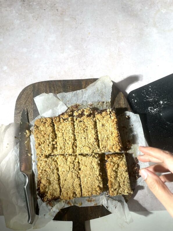 Date and Oat bake cut into 8 Bars 