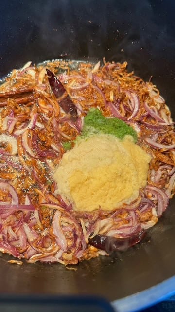 Chicken Akni - The BEST One Pot Chicken and Rice Pilau Onions, Green chilli, garlic and ginger in pot