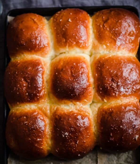 9 Milk Buns baked in a tray