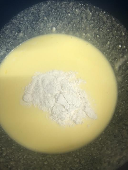 Plain flour in bowl