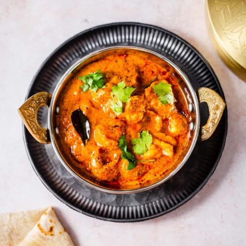 Easy Indian Masala Prawns Curry - Tiffin And Tea