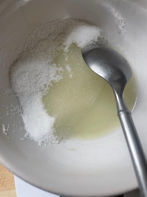 Lime juice and sugar in bowl