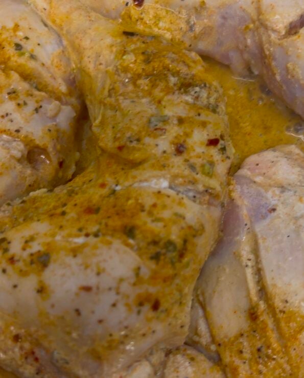 Chicken cooking on tawa