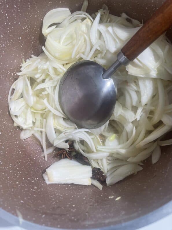 Onions in pot