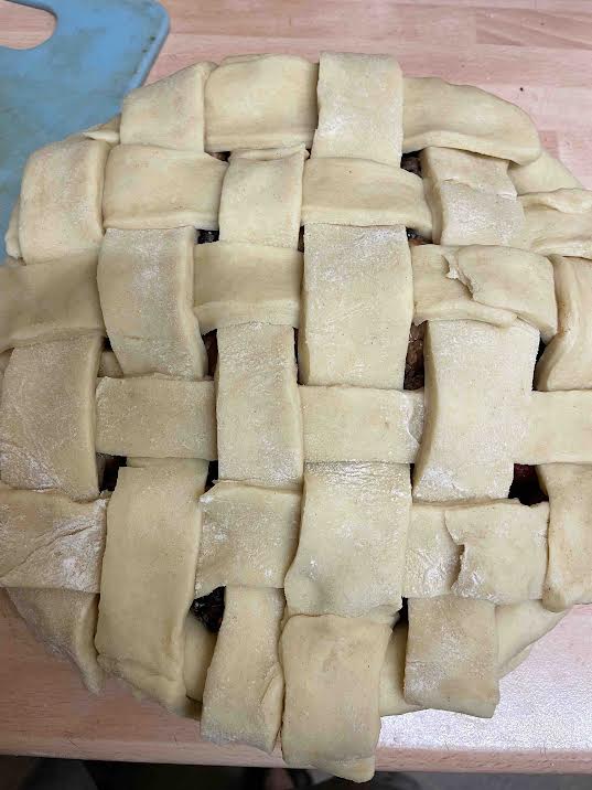 Assembled lattice on top of pie