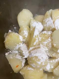 Cornflour on top of Potatoes in pot