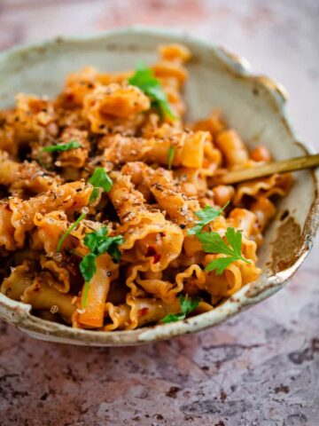 Gigli pasta with Chickpeas in a bowl