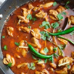 Easy Boneless Chicken Curry in a wok