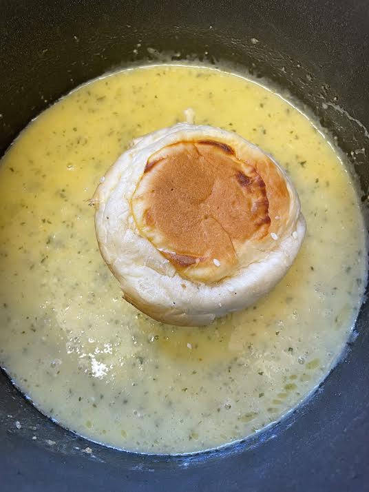 Bun in garlic butter