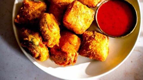 Makki Paneer Pakora Recipe