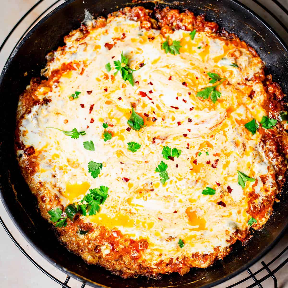 Yemeni Lahsa – Creamy Cheesy Eggs Yemeni Cheesy Eggs in pan