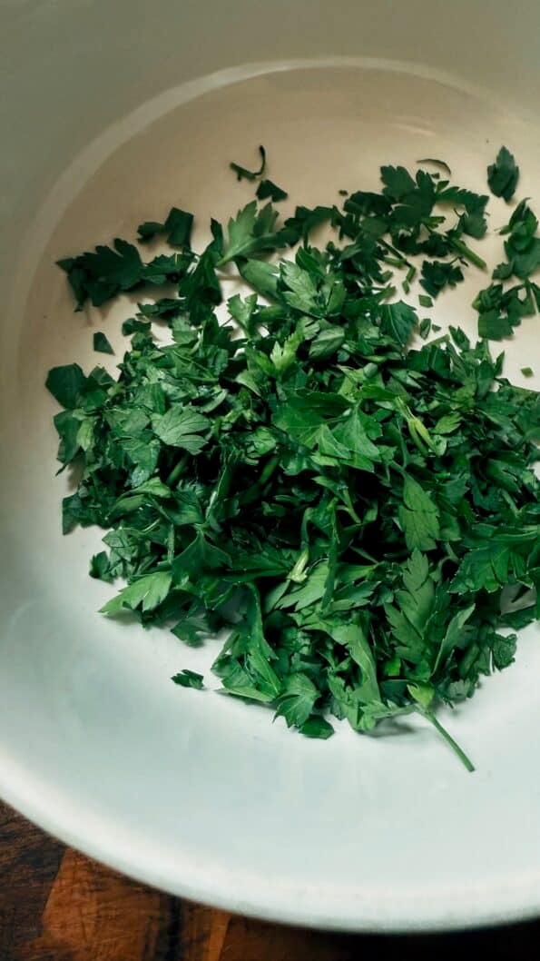 Chopped parsley in bowl