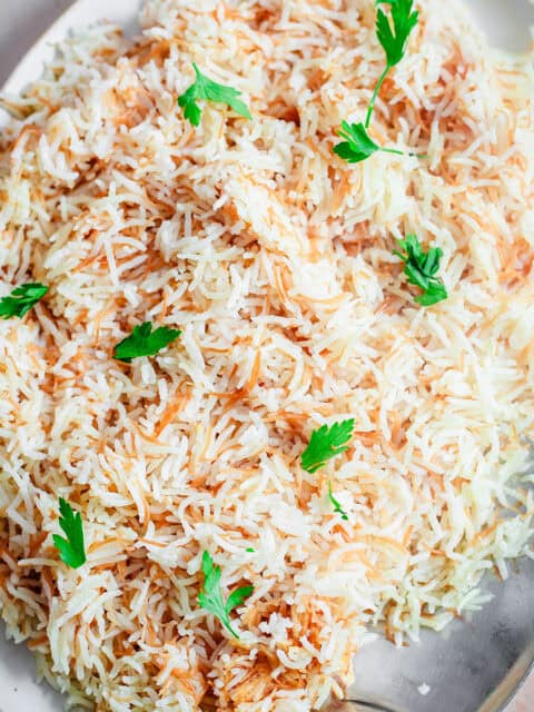 Ruz Bil Sharia in serving dish