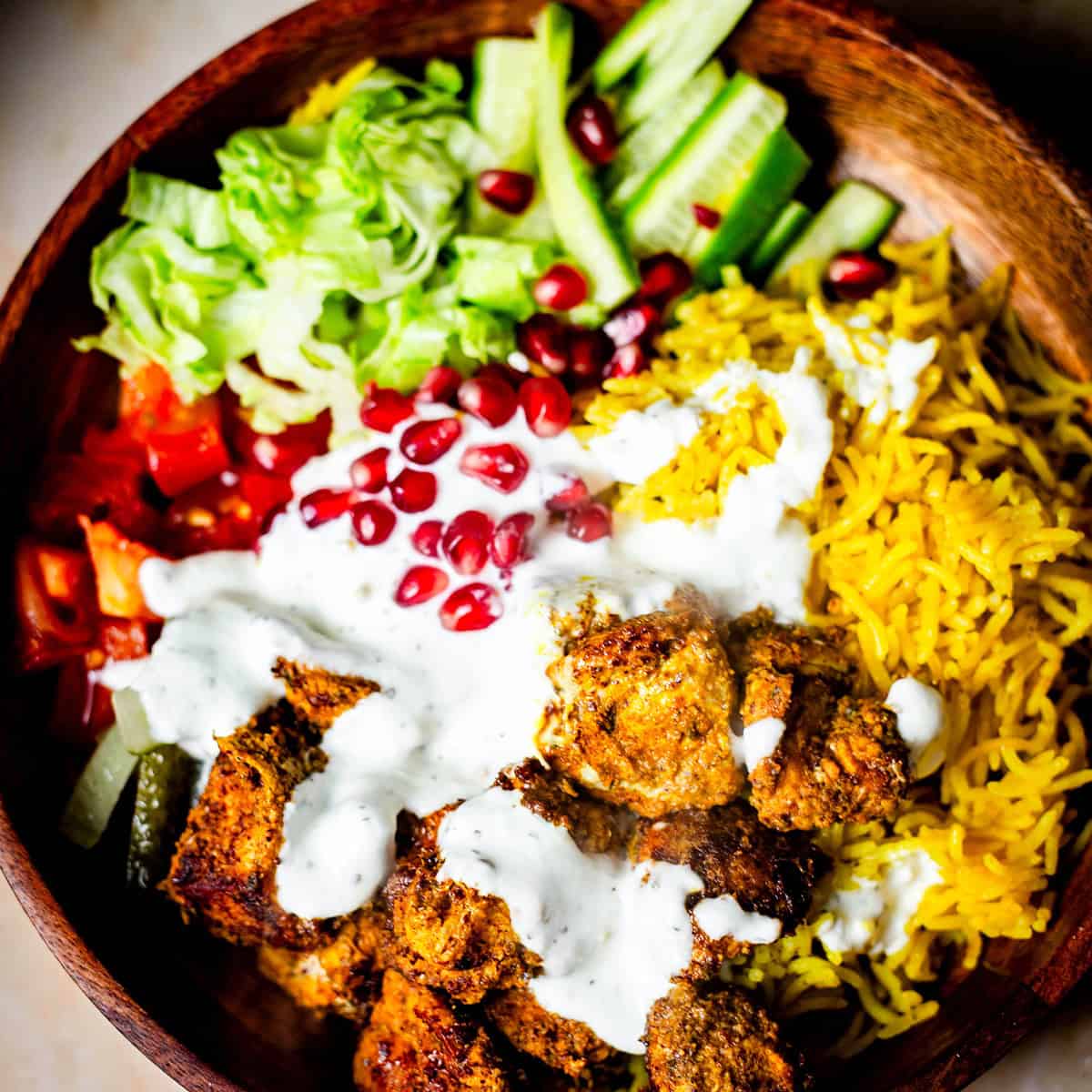 Chicken shawarma bowls with sauce