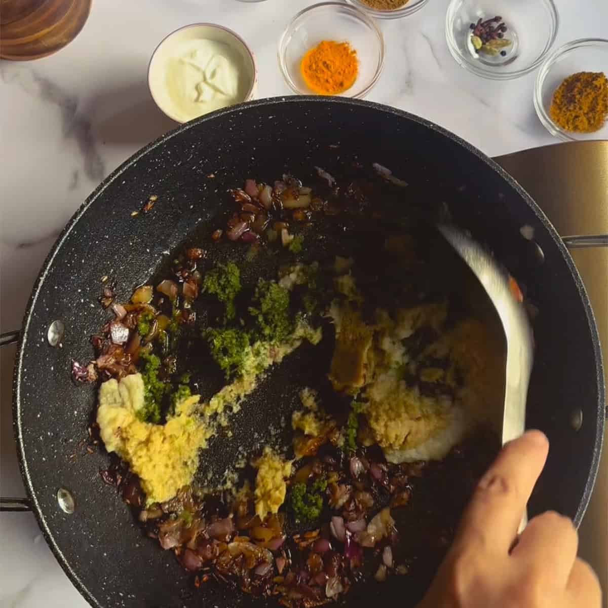 Lamb Kofta Curry (Tender Lamb Meatballs Curry) Ginger, garlic and green chilli in pan